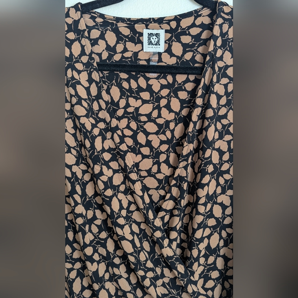 Anne Klein Leaf Print Wrap Dress Size 1x, Stretchy - Picture 5 of 8